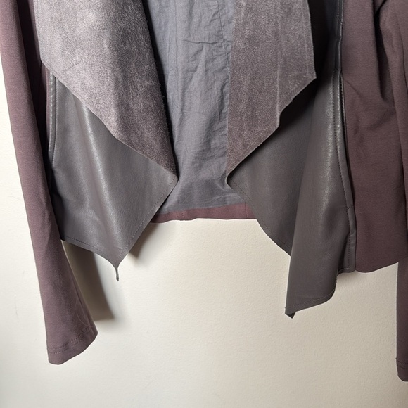 Kut from the Kloth Faux Leather Jacket Grey/Brown Sz Large Women’s EUC - Picture 7 of 12